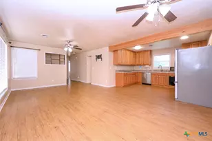 104 W Beeline Ln, Harker Heights, TX 76548 - Photo 14