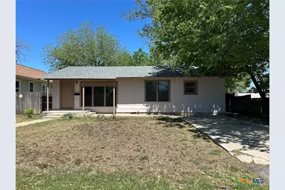 726 E Humphreys Street, Seguin, TX 78155 - Photo 1