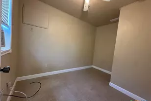 908 Pecan St, Seguin, TX 78155 - Photo 10