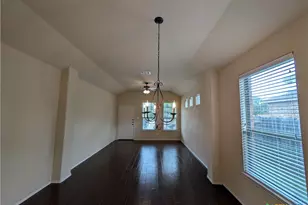 534 Creekside Cir, New Braunfels, TX 78130 - Photo 14
