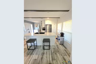 1005 W Houston Avenue, Seadrift, TX 77983 - Photo 12