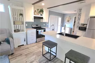 1005 W Houston Ave, Seadrift, TX 77983 - Photo 1