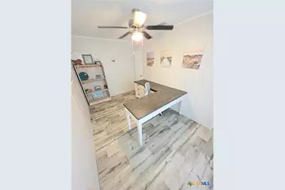 1005 W Houston Avenue, Seadrift, TX 77983 - Photo 8