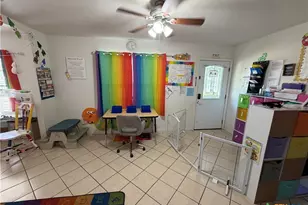 202 Bego St, Goliad, TX 77963 - Photo 8