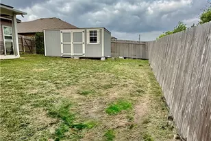 1660 W Nolte Farms Rd, Seguin, TX 78155 - Photo 16