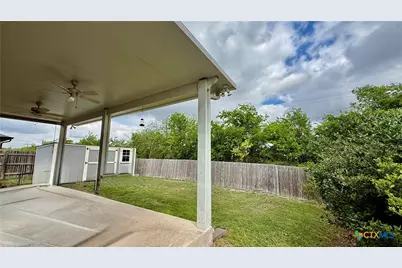1660 W Nolte Farms Road, Seguin, TX 78155 - Photo 18
