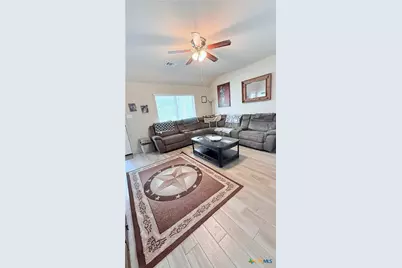 1660 W Nolte Farms Road, Seguin, TX 78155 - Photo 12