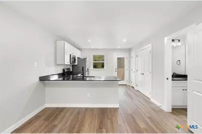 708 S 28th Street #B, Temple, TX 76504 - Photo 8