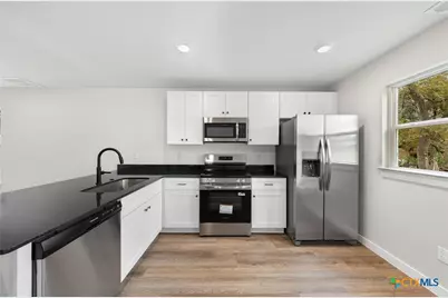 708 S 28th Street #B, Temple, TX 76504 - Photo 10