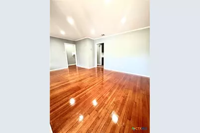 1503 Bexar Avenue, Victoria, TX 77901 - Photo 2