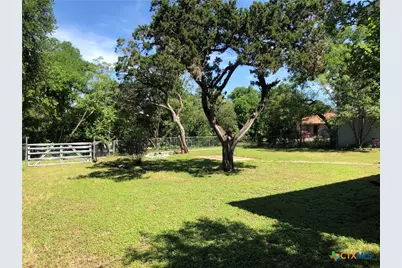1002 Hazelton Street, San Marcos, TX 78666 - Photo 18
