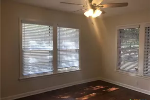 1002 Hazelton St, San Marcos, TX 78666 - Photo 8