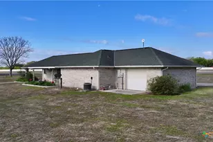 23409 Zac Lentz Pkwy, Victoria, TX 77905 - Photo 6