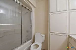 23409 Zac Lentz Pkwy, Victoria, TX 77905 - Photo 34