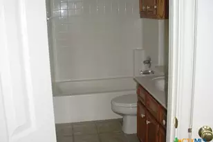 111 Monterrey Dr, Victoria, TX 77904 - Photo 2