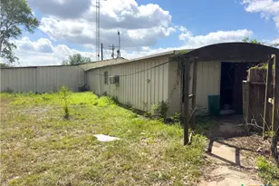 27 Schaefer Rd, Victoria, TX 77905 - Photo 40