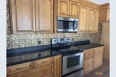 27 Schaefer Road, Victoria, TX 77905 - Photo 18