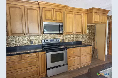 27 Schaefer Road, Victoria, TX 77905 - Photo 20