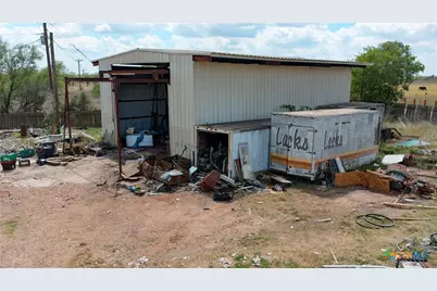 27 Schaefer Road, Victoria, TX 77905 - Photo 28