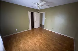 27 Schaefer Rd, Victoria, TX 77905 - Photo 22