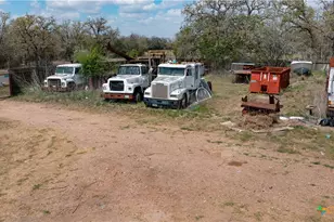 27 Schaefer Rd, Victoria, TX 77905 - Photo 30