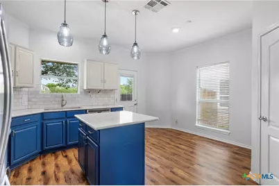 300 Rustic Trail, Cibolo, TX 78108 - Photo 8