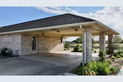 23409 Zac Lentz Parkway, Victoria, TX 77905 - Photo 4