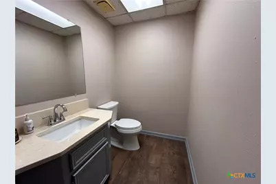 5001 John Stockbauer Drive #C, Victoria, TX 77904 - Photo 12