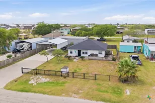77 Carrie St, Port O'Connor, TX 77982 - Photo 6