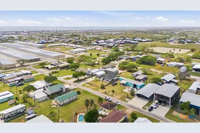77 Carrie Street, Port O'Connor, TX 77982 - Photo 4