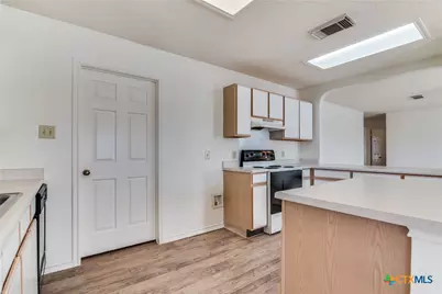 1078 Stone Trail, New Braunfels, TX 78130 - Photo 12