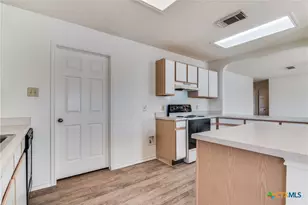 1078 Stone Trail, New Braunfels, TX 78130 - Photo 12