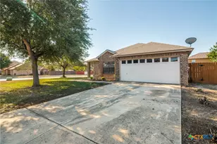 1078 Stone Trail, New Braunfels, TX 78130 - Photo 2