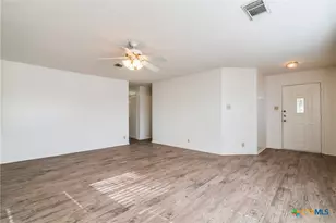 1078 Stone Trail, New Braunfels, TX 78130 - Photo 8