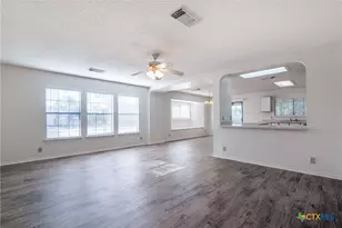 1078 Stone Trail, New Braunfels, TX 78130 - Photo 10