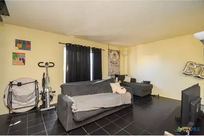 1805 Rosemary Avenue, Victoria, TX 77901 - Photo 2