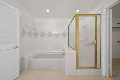 7446 Oak Marsh Street, Live Oak, TX 78233 - Photo 22