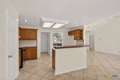7446 Oak Marsh Street, Live Oak, TX 78233 - Photo 12