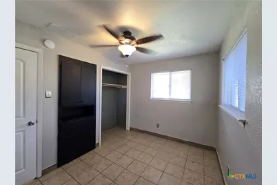 212 E Valley Road, Harker Heights, TX 76548 - Photo 10