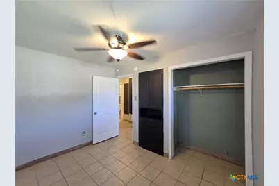 212 E Valley Road, Harker Heights, TX 76548 - Photo 8