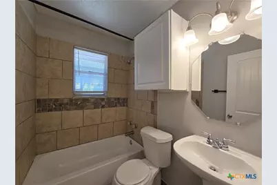 212 E Valley Road, Harker Heights, TX 76548 - Photo 2