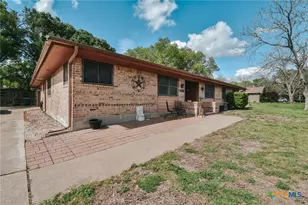103 Rhodes Rd, Victoria, TX 77904 - Photo 4