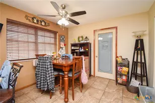 103 Rhodes Rd, Victoria, TX 77904 - Photo 16