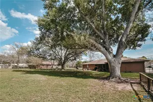 103 Rhodes Rd, Victoria, TX 77904 - Photo 40