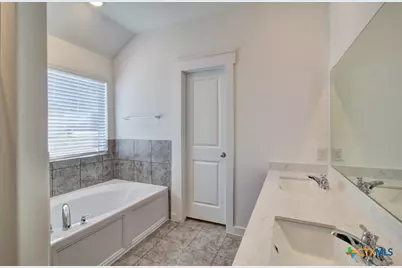 960 Tornado Ridge, New Braunfels, TX 78130 - Photo 24