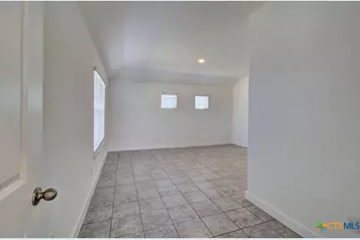 960 Tornado Ridge, New Braunfels, TX 78130 - Photo 20