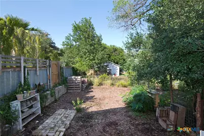 620 Rogers Street, San Marcos, TX 78666 - Photo 18