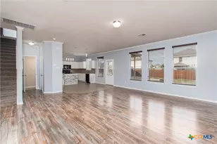 413 E Orion Dr, Killeen, TX 76542 - Photo 2