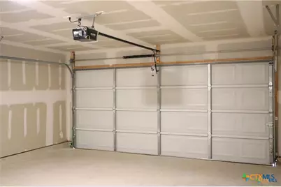 1060 Pronghorn Trail, Seguin, TX 78155 - Photo 16