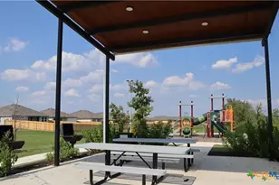 1060 Pronghorn Trl, Seguin, TX 78155 - Photo 20